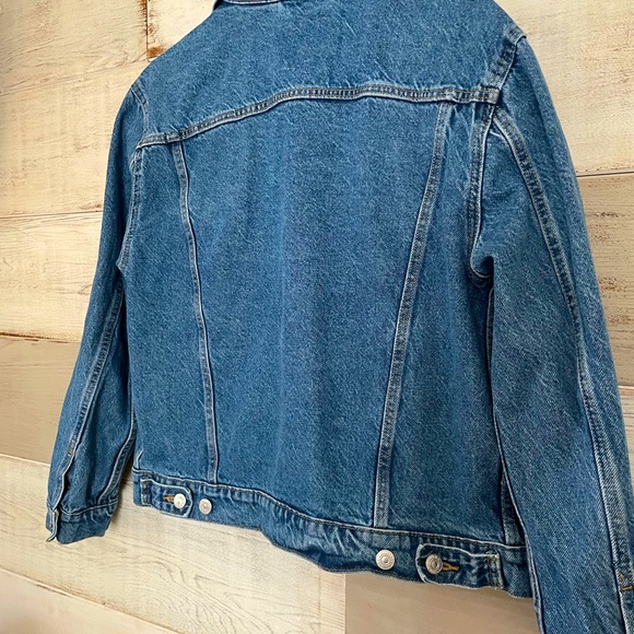 Levi’s Trucker Jean Jacket - Picture 3 of 5